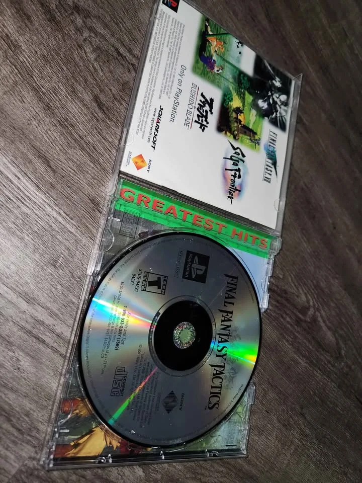 Final Fantasy Tactics PS1 – Greatest Hits – Complete in Box image indicator(3)