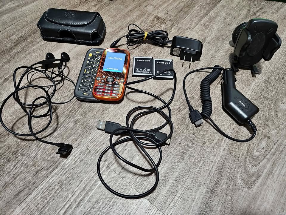 📱 Samsung Gravity 2 SGH-T469W (Gray/Orange) + Full Bundle