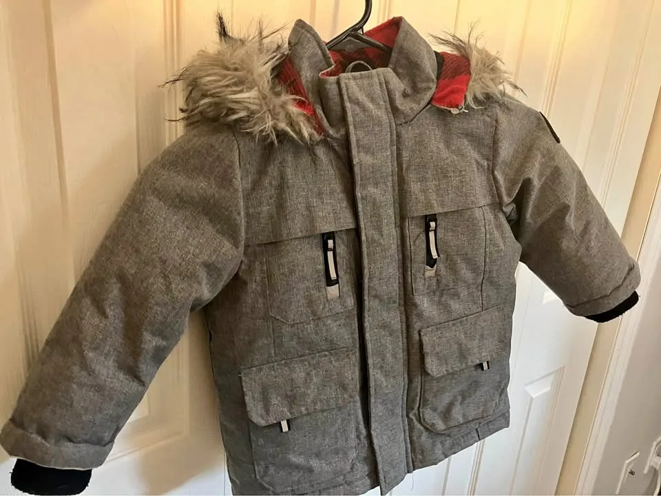 2T Unisex Canadiana Winter Jacket thumbnail
