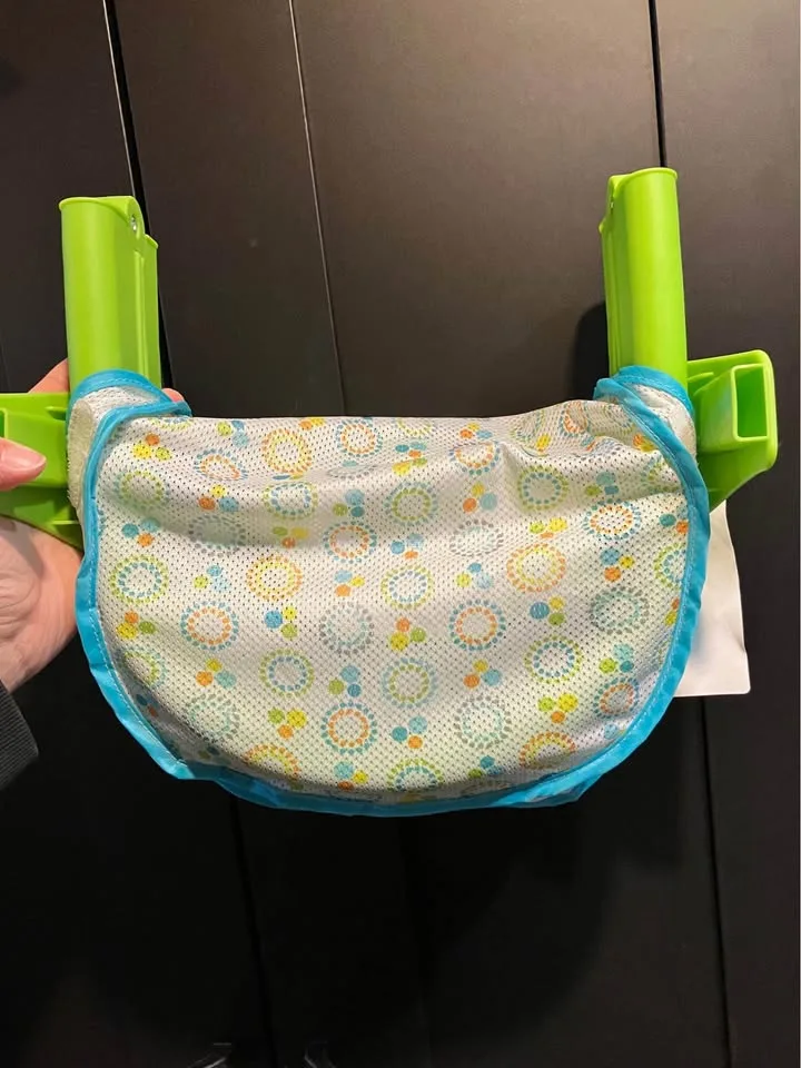 Summer Infant Foldable Baby Bath Sling image indicator(4)