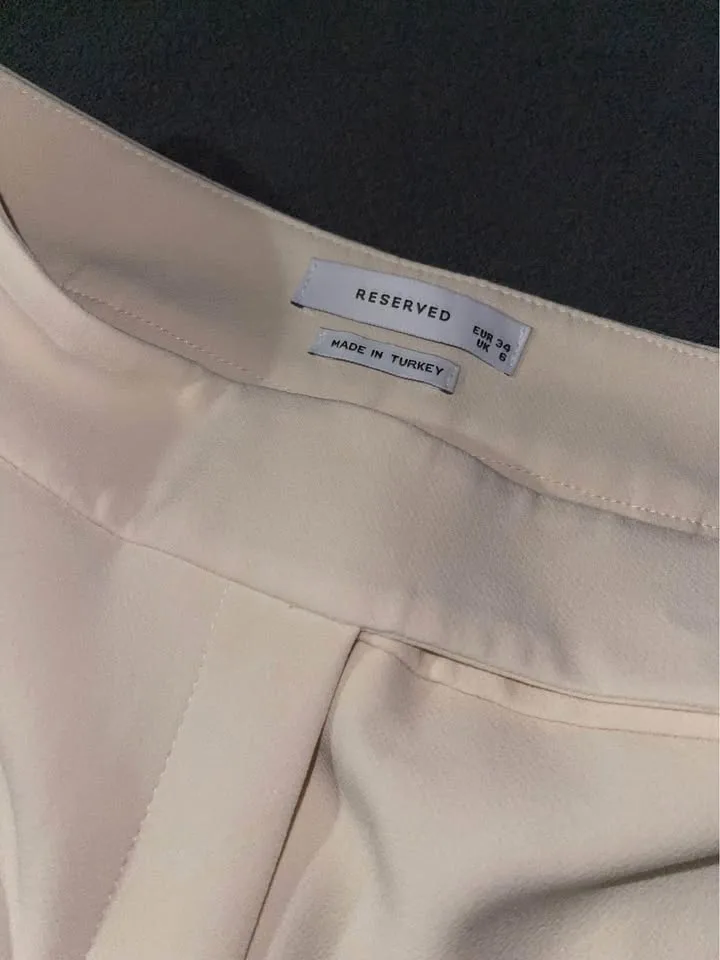 Dress pants image indicator(9)