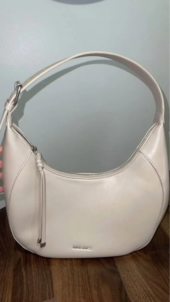 David Jones bag image indicator(3)