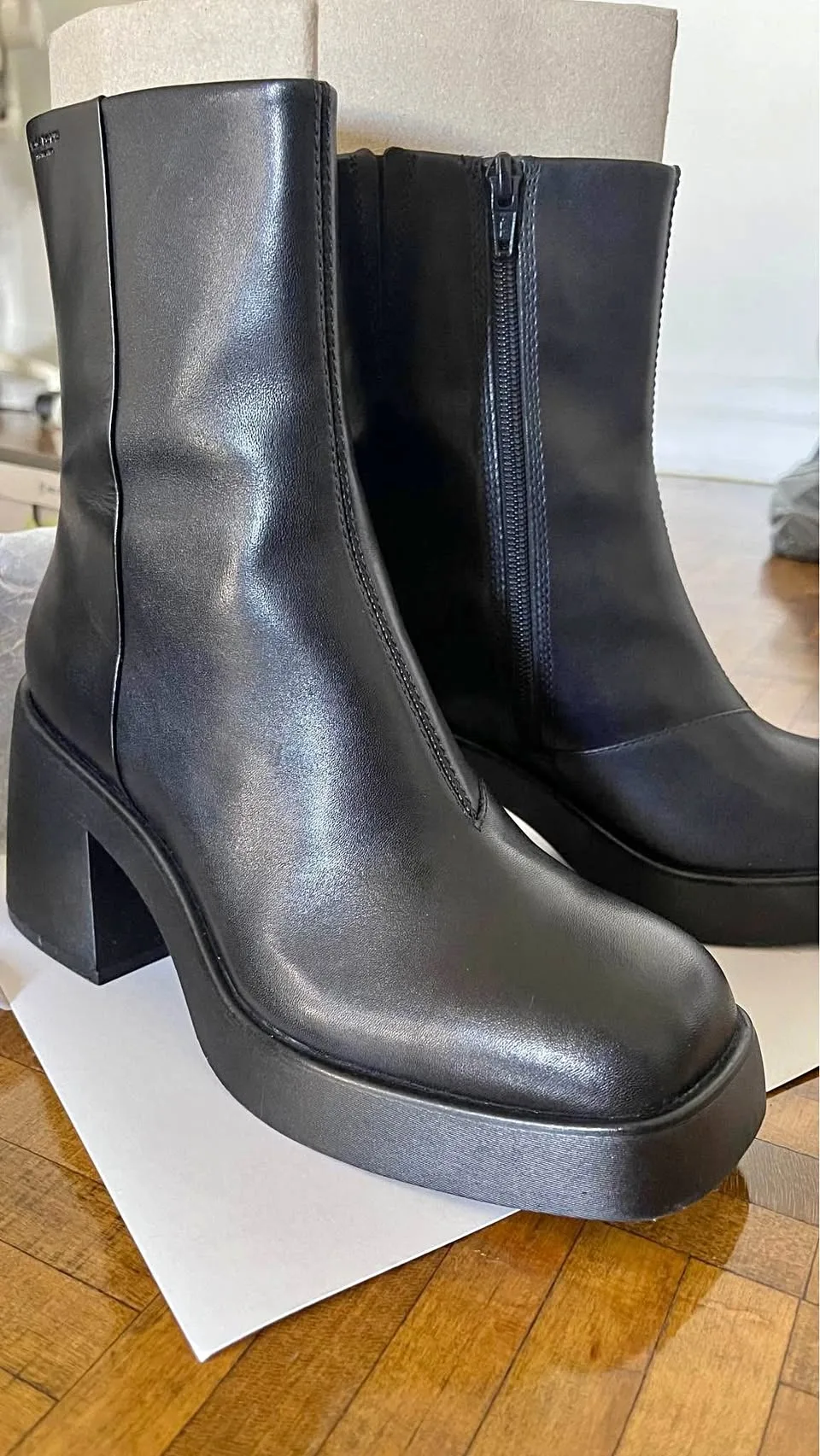 Boots Vagabond image indicator(2)