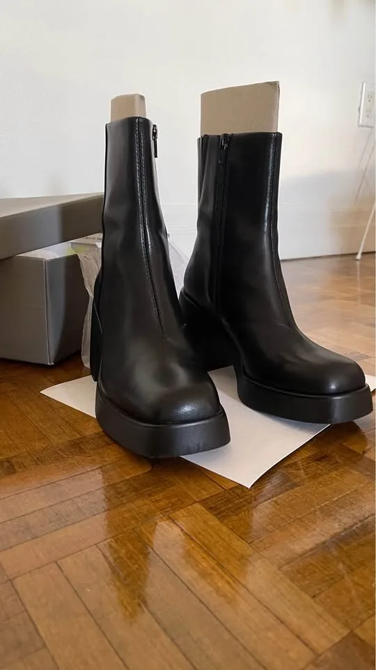 Boots Vagabond image indicator(3)