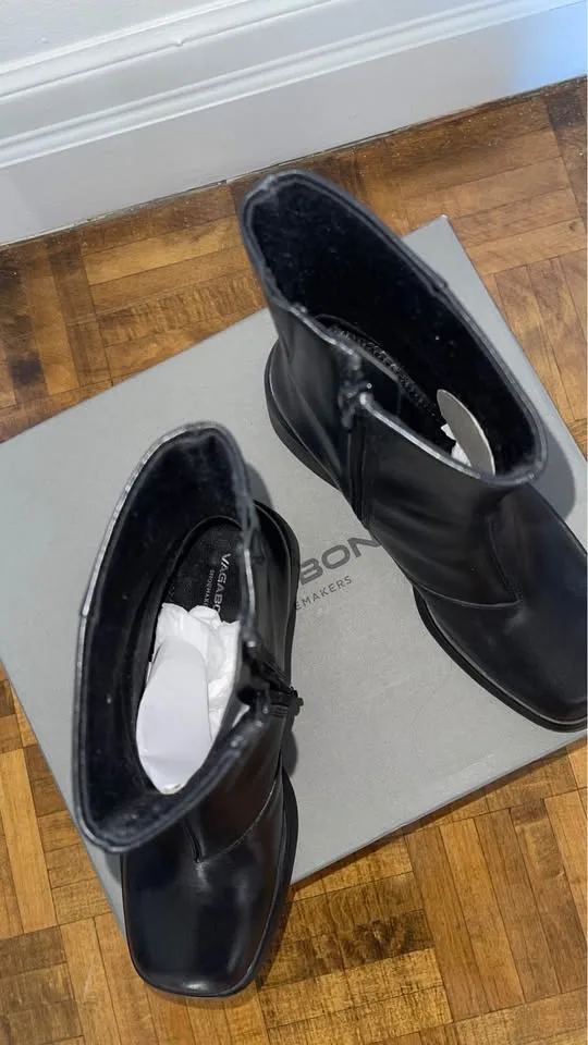 Boots Vagabond image indicator(9)