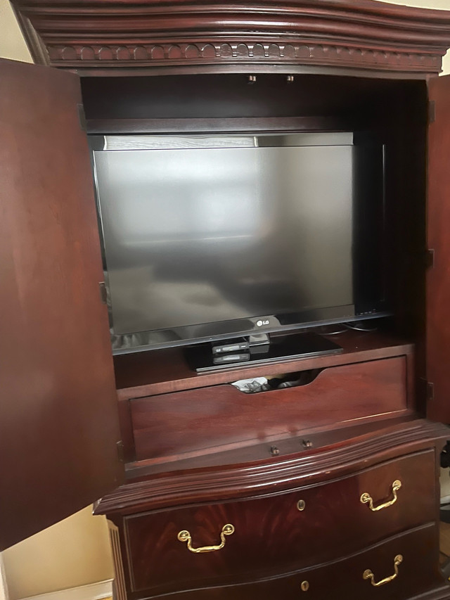 Thomasville Armoire - photo 4