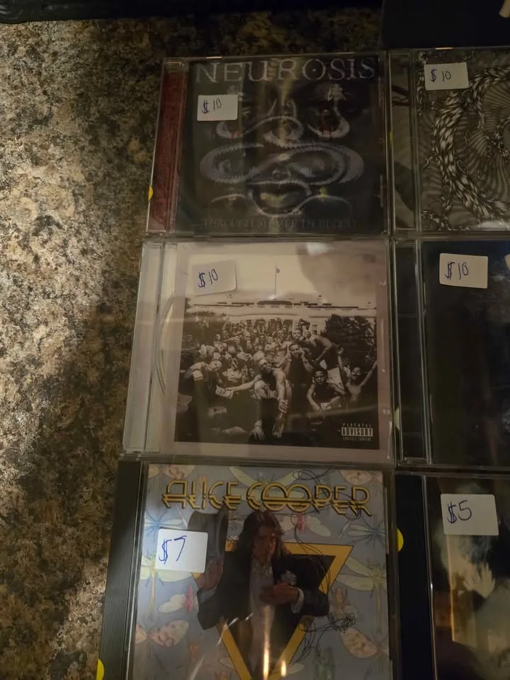 Metal / rock cds image indicator(2)