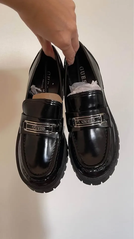 loafers Guess image indicator(3)