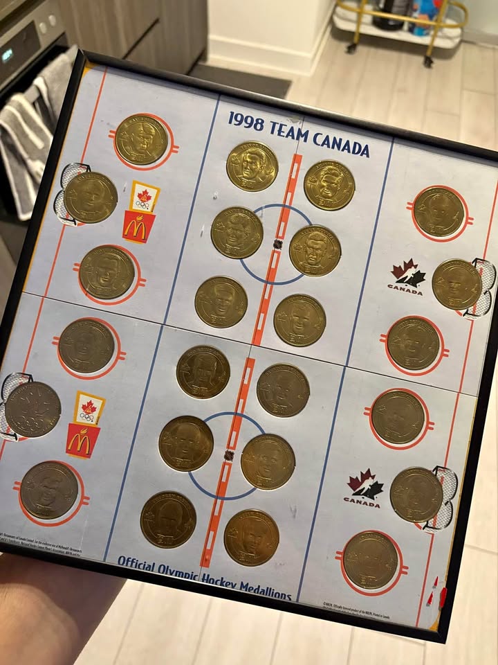 McDonald's 1998 Team Canada Olympic Hockey Medallions