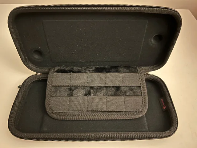 Nintendo Switch OLED + Extra controller + Diablo III + case image indicator(8)