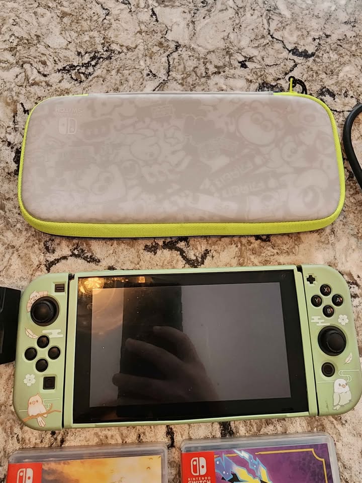 Nintendo Switch/Zelda Controller/2 Games - photo 3