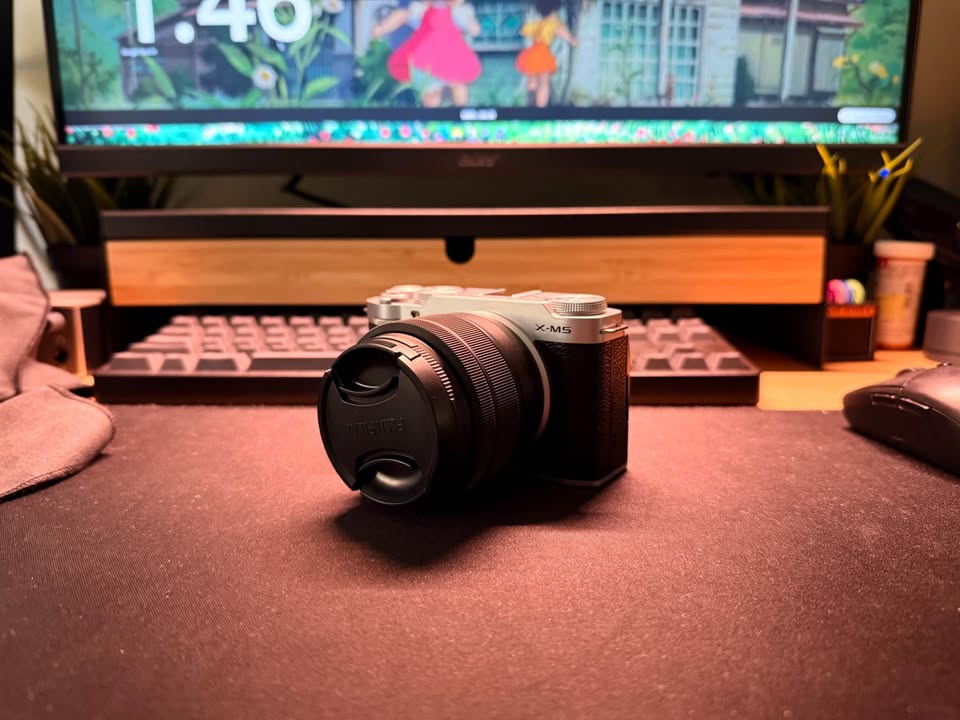 Fujifilm X-M5 w/ XC15-45mm F3.5-5.6 - photo 2