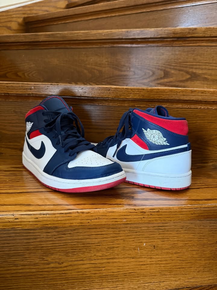 Jordan 1 Mid SE USA - photo 2