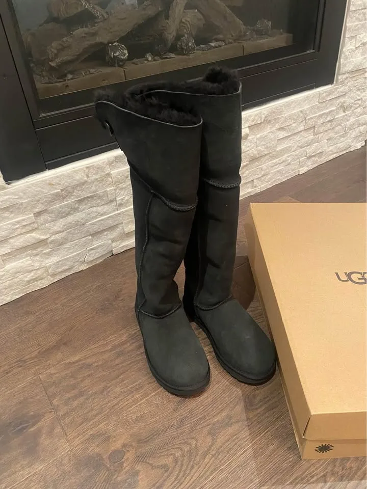 UGG- over the knee Bailey boots size 8 image indicator(7)