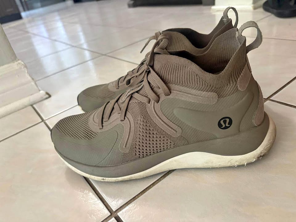 Lululemon Women's Chargefeel 2 Mid Workout Shoe US11