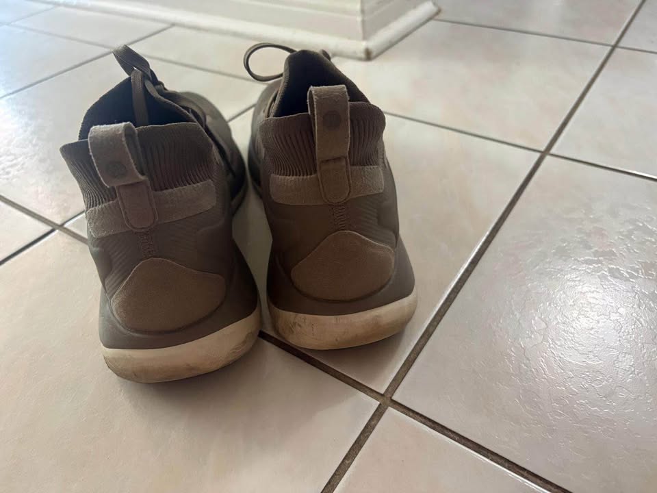 Lululemon Women's Chargefeel 2 Mid Workout Shoe US11 - photo 2