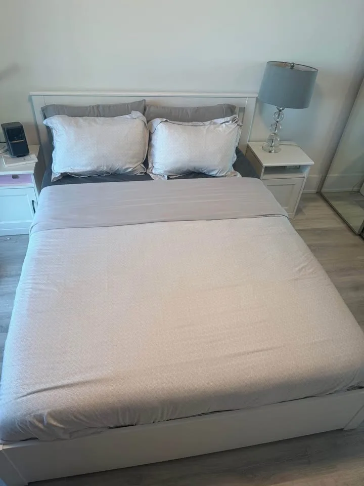 Queen Bed with Storage and Night Stands image indicator(4)