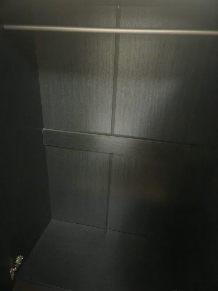 Beautiful Armoire And Dresser Set - photo 3