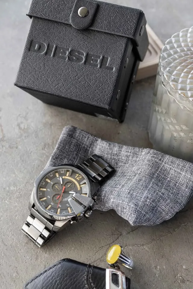 Diesel DZ4421 Gunmetal Chronograph Watch image indicator(2)