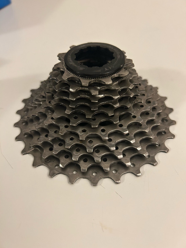 Wahoo Kickr v4 + 12spd cassette - photo 3