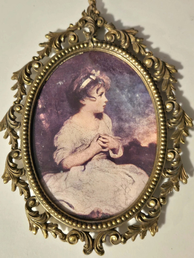 Vintage Brass Oval Frame Made In Italy 1970s Depictions of Youth - photo 2