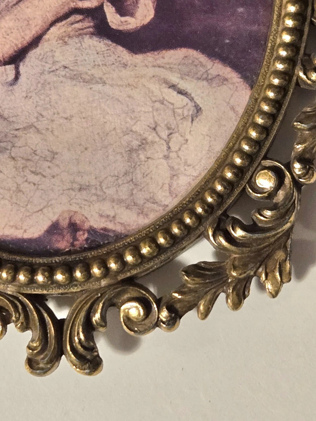 Vintage Brass Oval Frame Made In Italy 1970s Depictions of Youth - photo 4