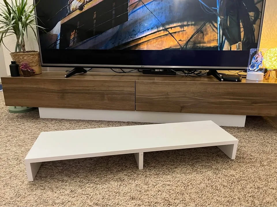 Hulsey TV Stand for TVs up to 75" image indicator(2)