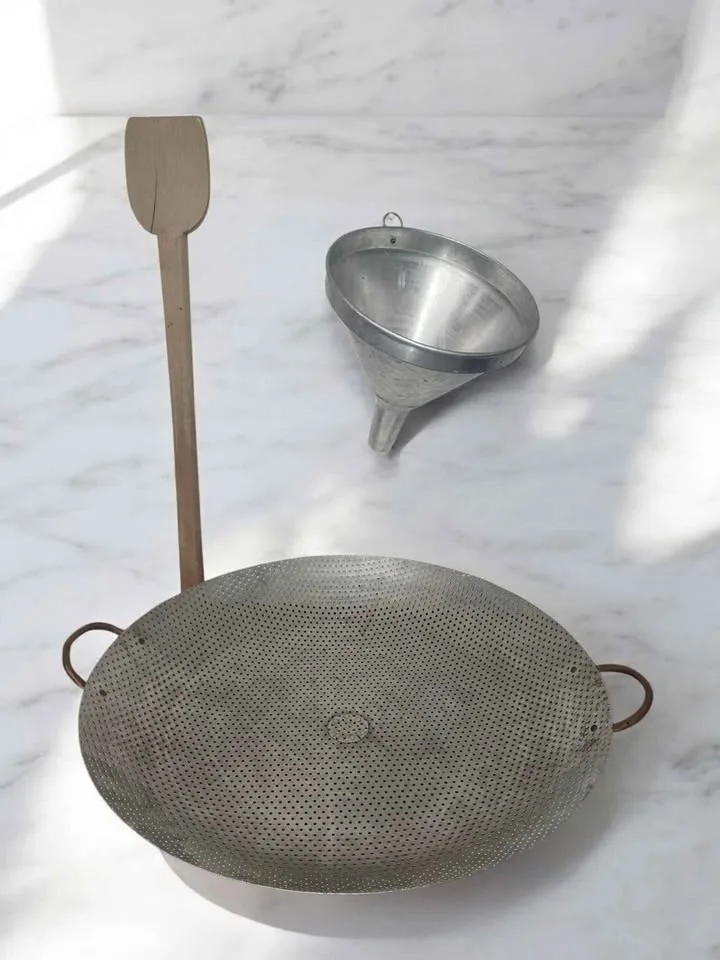 Set of 3 25" Strainer 22" Funnel 30" Paddle image indicator(7)