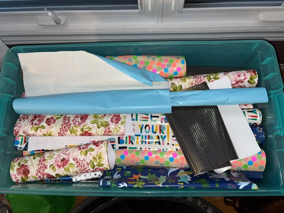 Wrapping Paper / Gift Wrap image indicator(3)