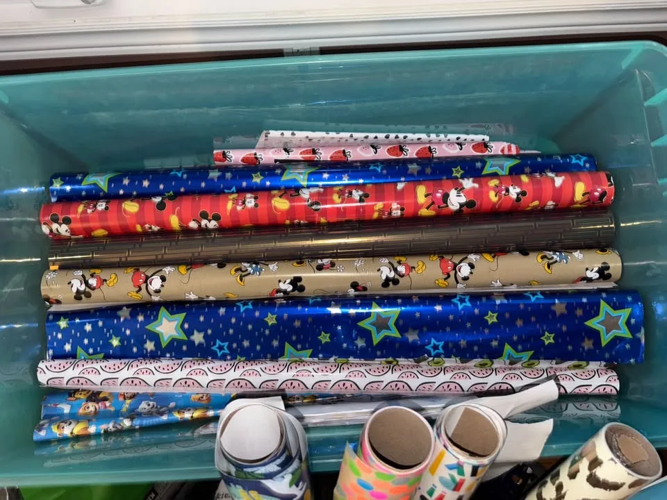 Wrapping Paper / Gift Wrap image indicator(4)