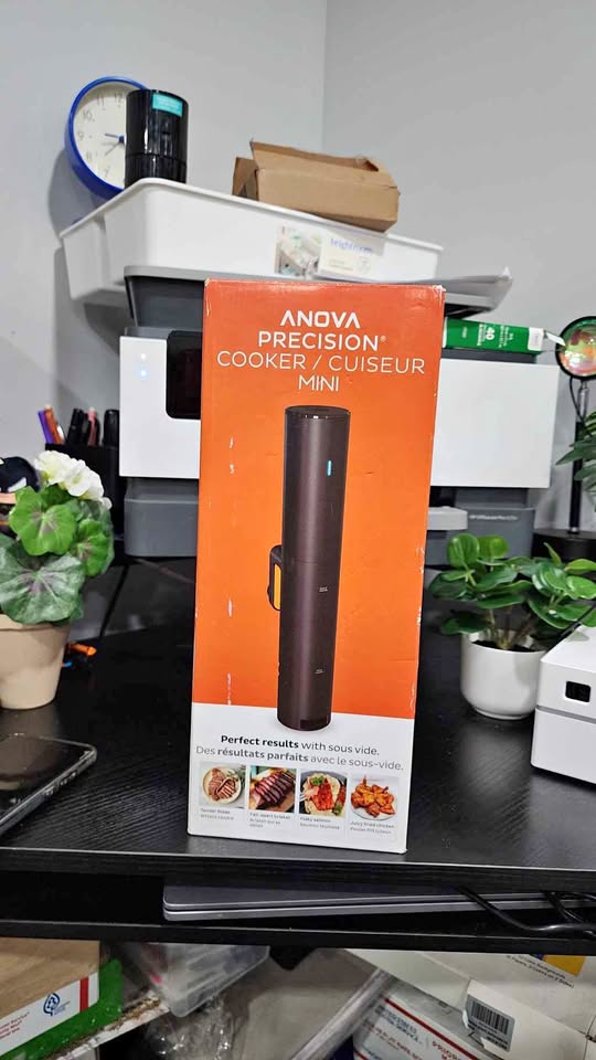 ANOVA PRECISION COOKER/CUISEUR MINI