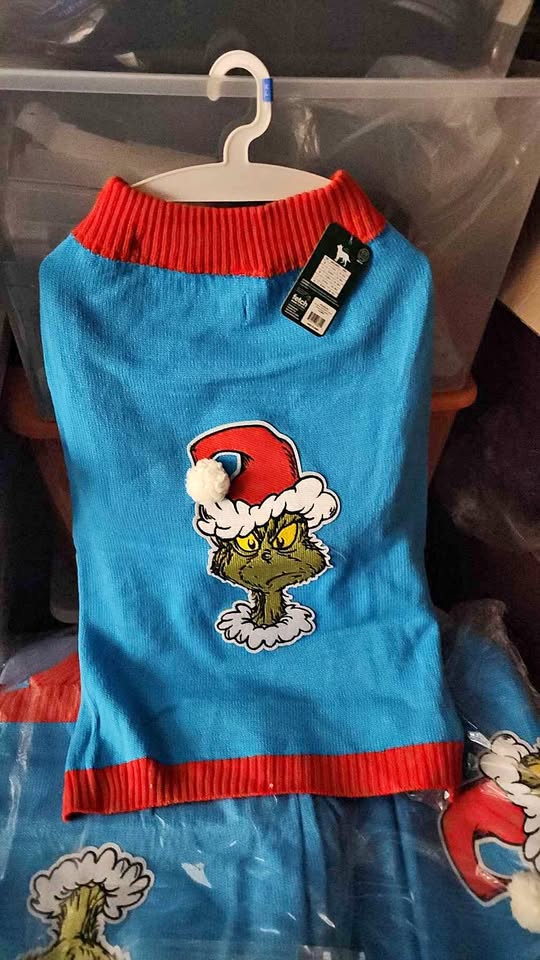 XL UGLY SWEATER FOR DOGS