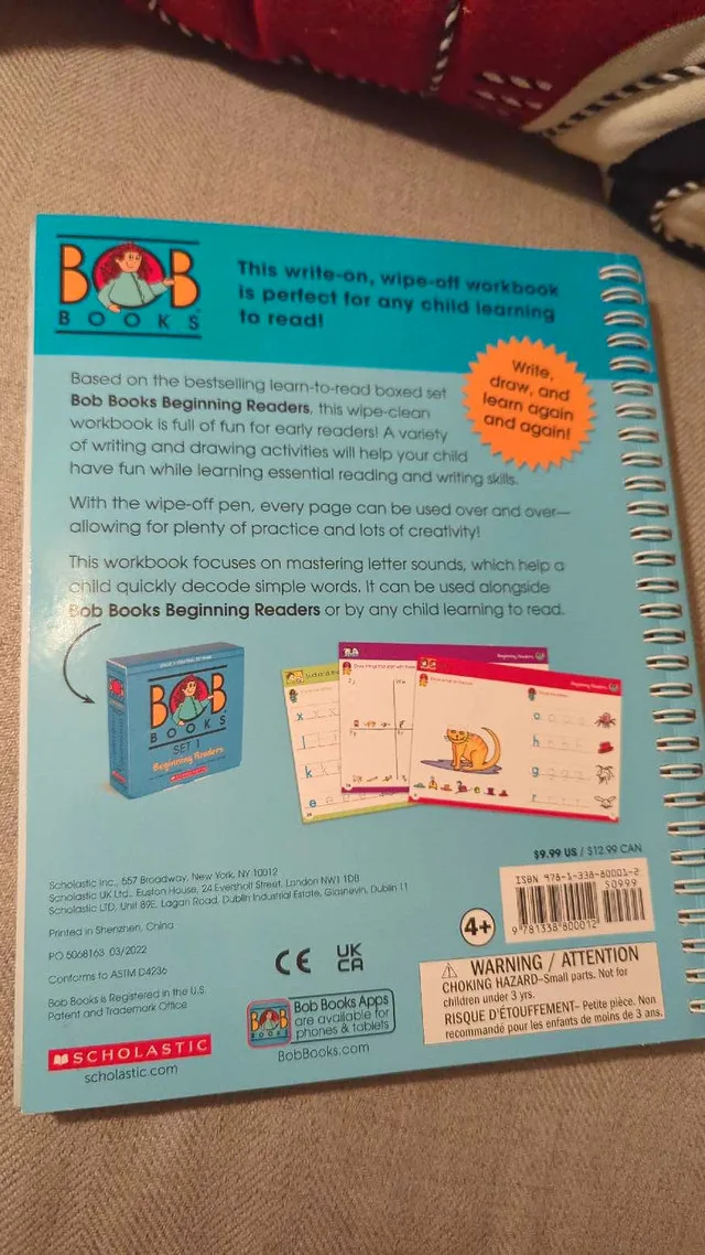 Scholastic Bob Books Beginning Readers Wipe-Clean Workbook image indicator(2)