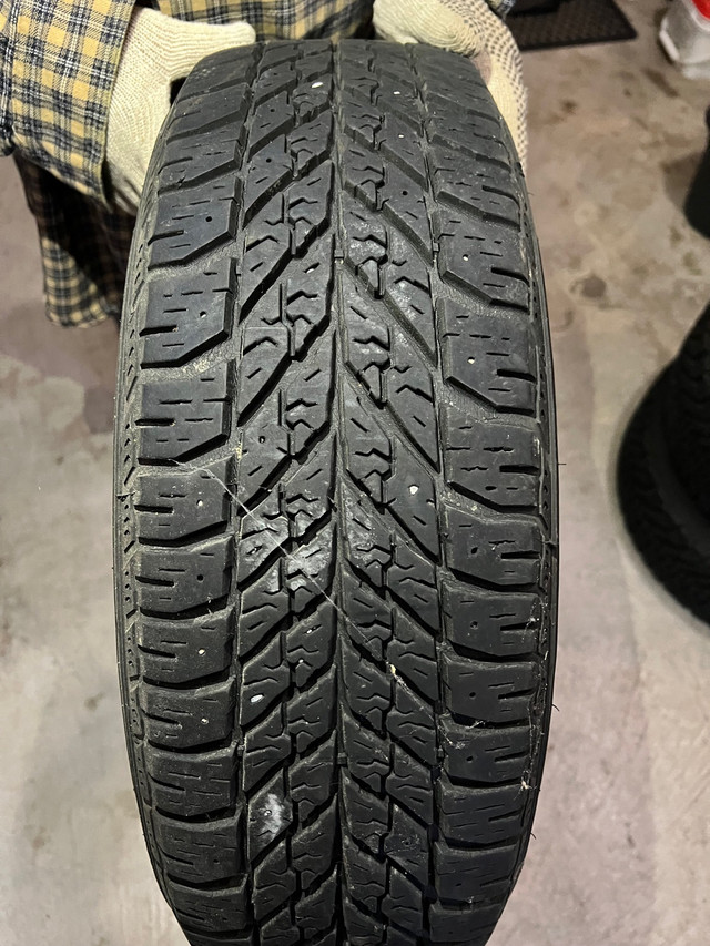 185/65R15 good year winter tire