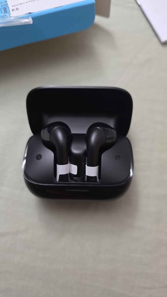 Soundcore earbuds K20i **Brand New never used** - photo 4