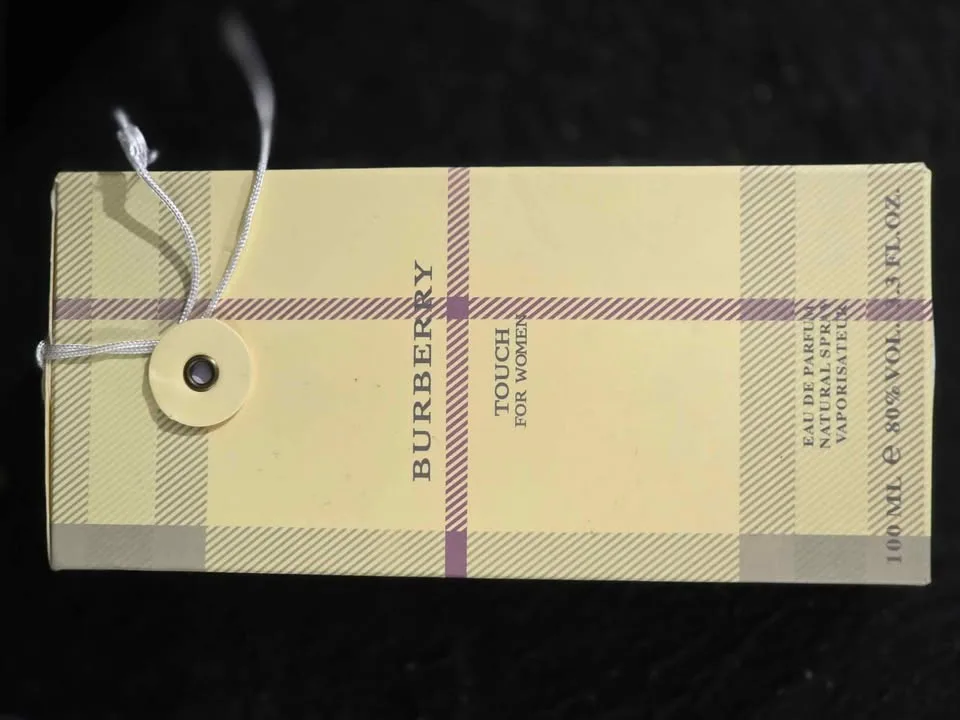 BURBERRY image indicator(3)