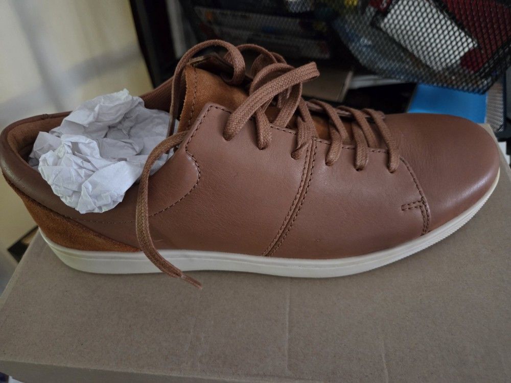 Clarks Kitna Vibes Sneakers.  $50. - photo 3