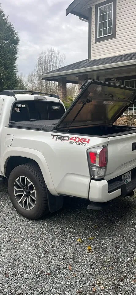 Diamondback SE Tonneau Cover image indicator(6)