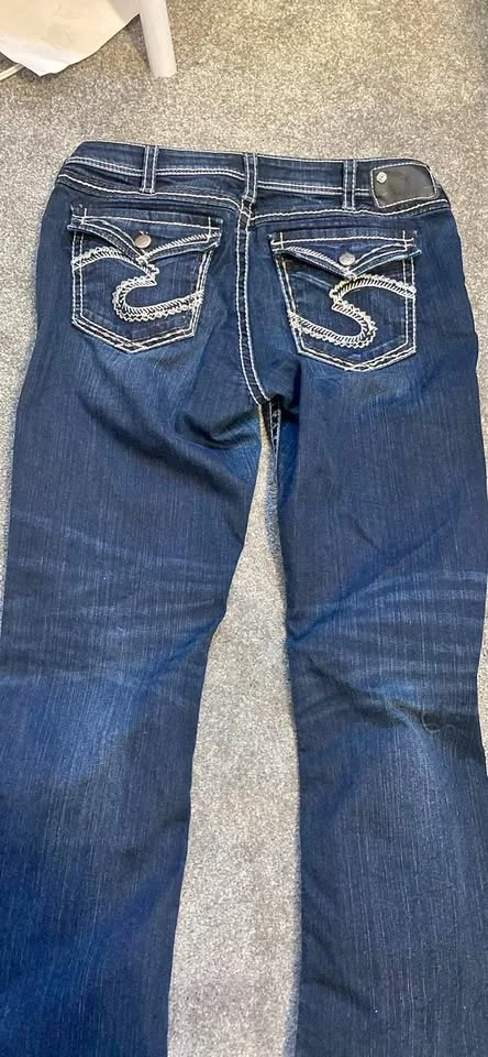 Low rise slivers jeans
