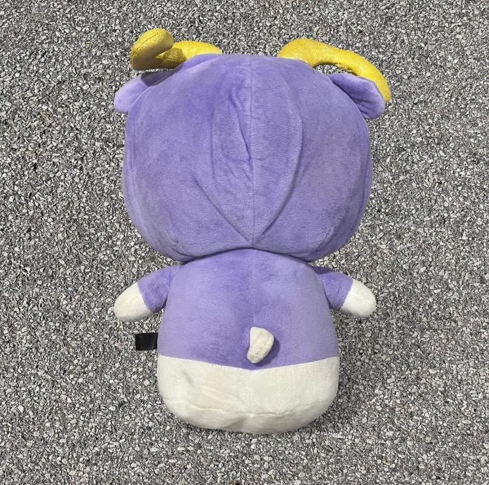 Kidrobot Hello Kitty Zodiac Medium Plush - ARIES Edition image indicator(2)