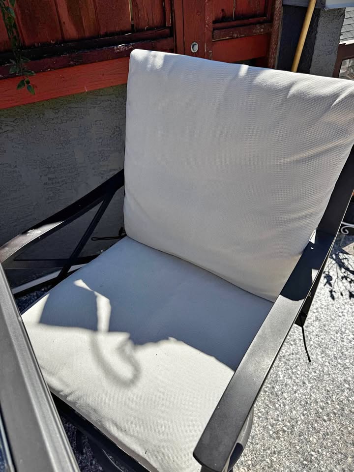 Patio set