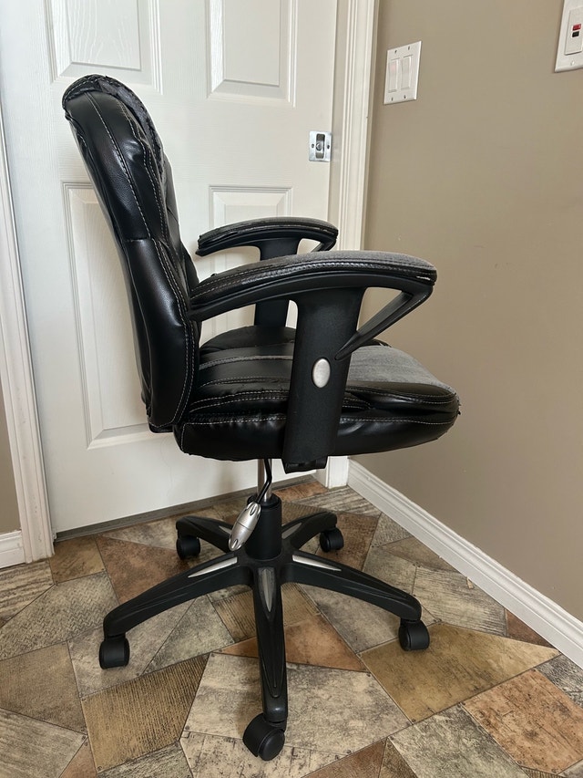 Swivel Home Office Study Desk Chair with Armrests - photo 3