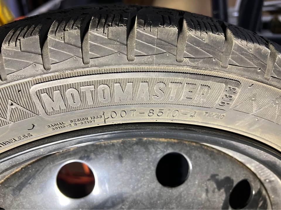 215/45r17 winter tires - photo 3