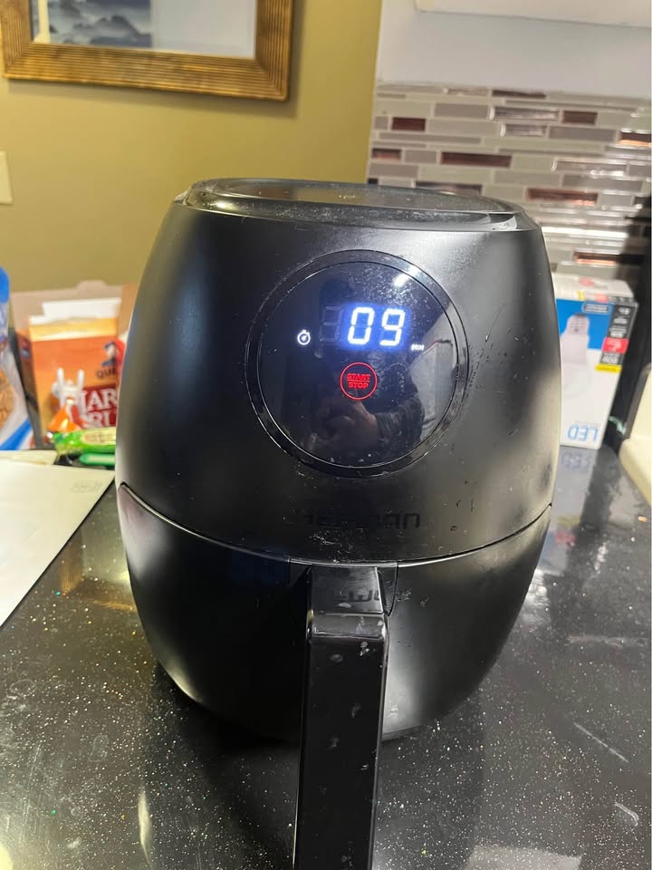 Chefman TurboFry 3.6 Quart Air Fryer - photo 3