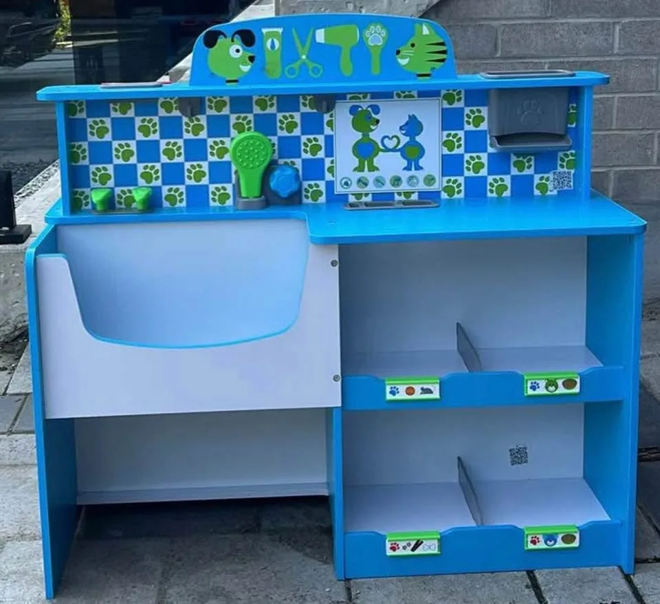 Mellisa and Doug vet care center image indicator(2)