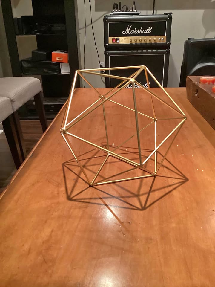 Metallic Geometric Centrepieces