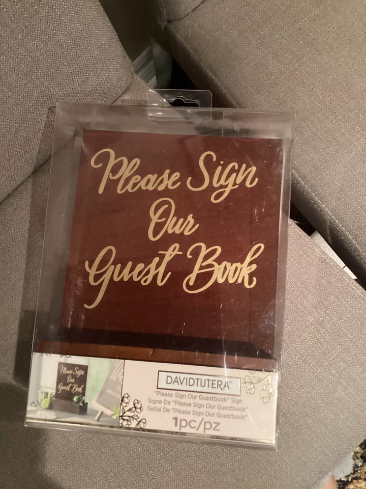 Wooden Wedding Signage - photo 2