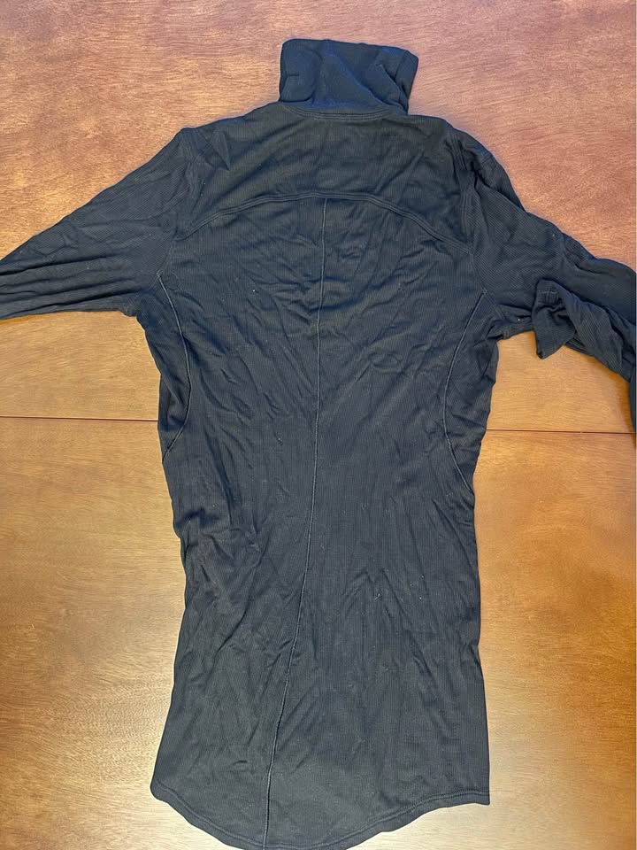 Lululemon long sleeve - photo 3