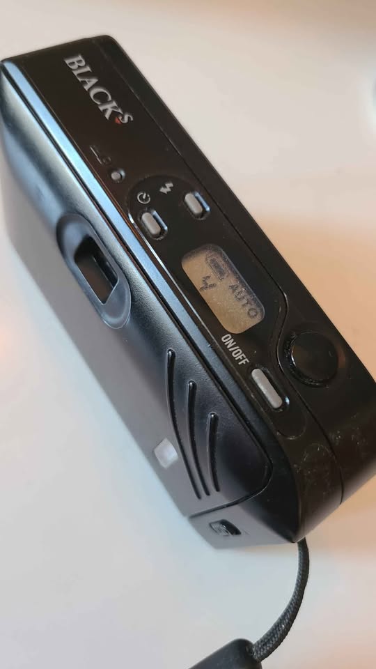 Black’s Attaché II 35mm Film Camera | Tested Works - photo 2