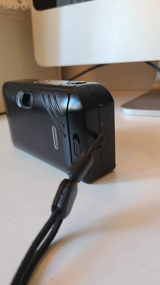 Black’s Attaché II 35mm Film Camera | Tested Works - photo 4